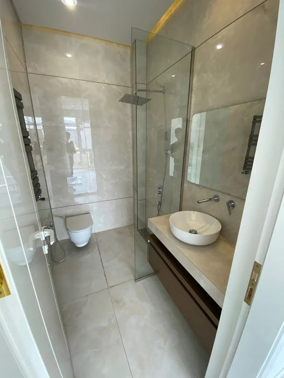 ۱۵۰متر_تاپ لوکیشن_ویو ابدی_فول مشاعات_اک۱زیون