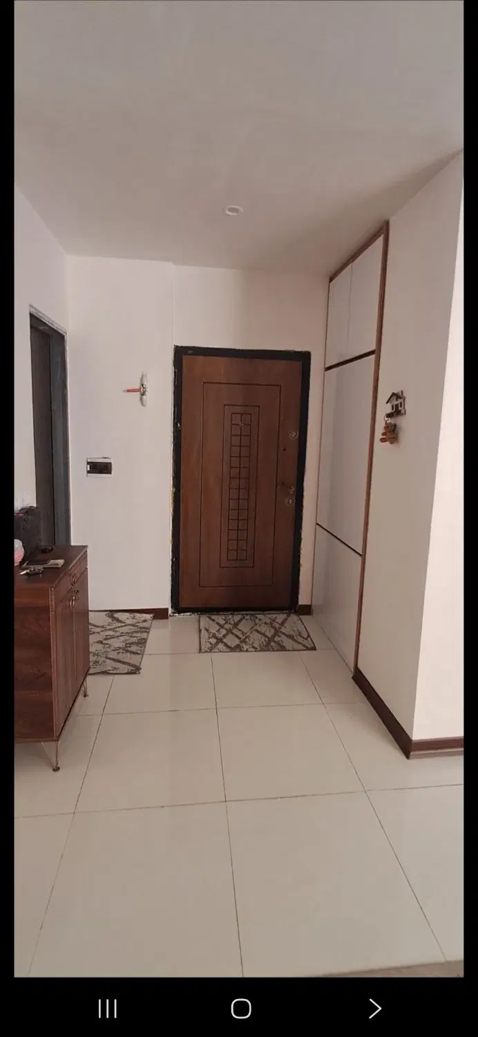 واحد 94 متری نوساز فول با پارکینگ شاتره شاطره