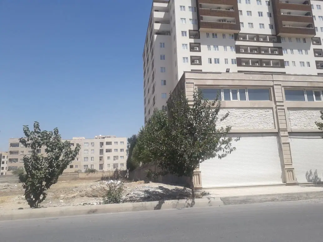 ۱۶۰ متر زمین خیابان اصلی فردیس کرج معاوضه با ماشین