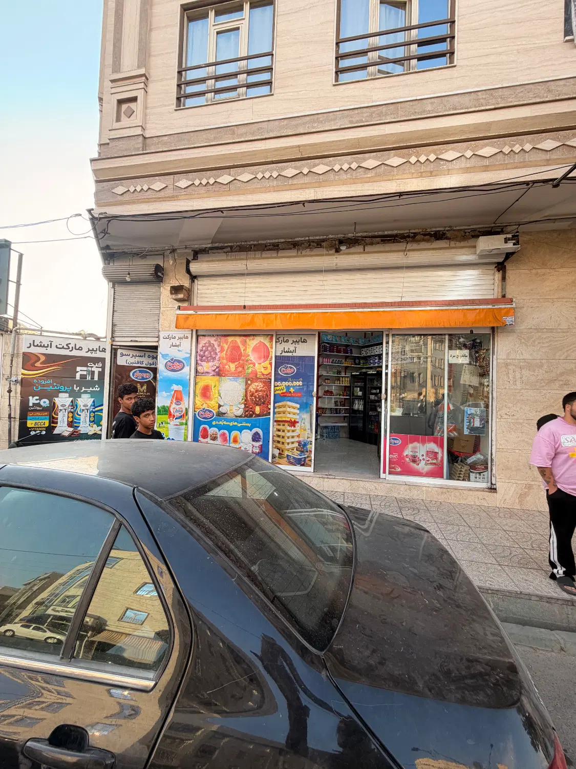 اجاره ۳۰متر مغازه واقع در خیابان اصلی قائمیه