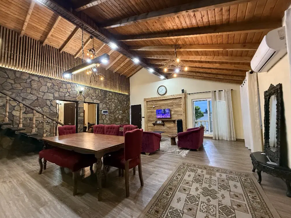 اجاره سالیانه ویلا استخردار سه خواب مستر