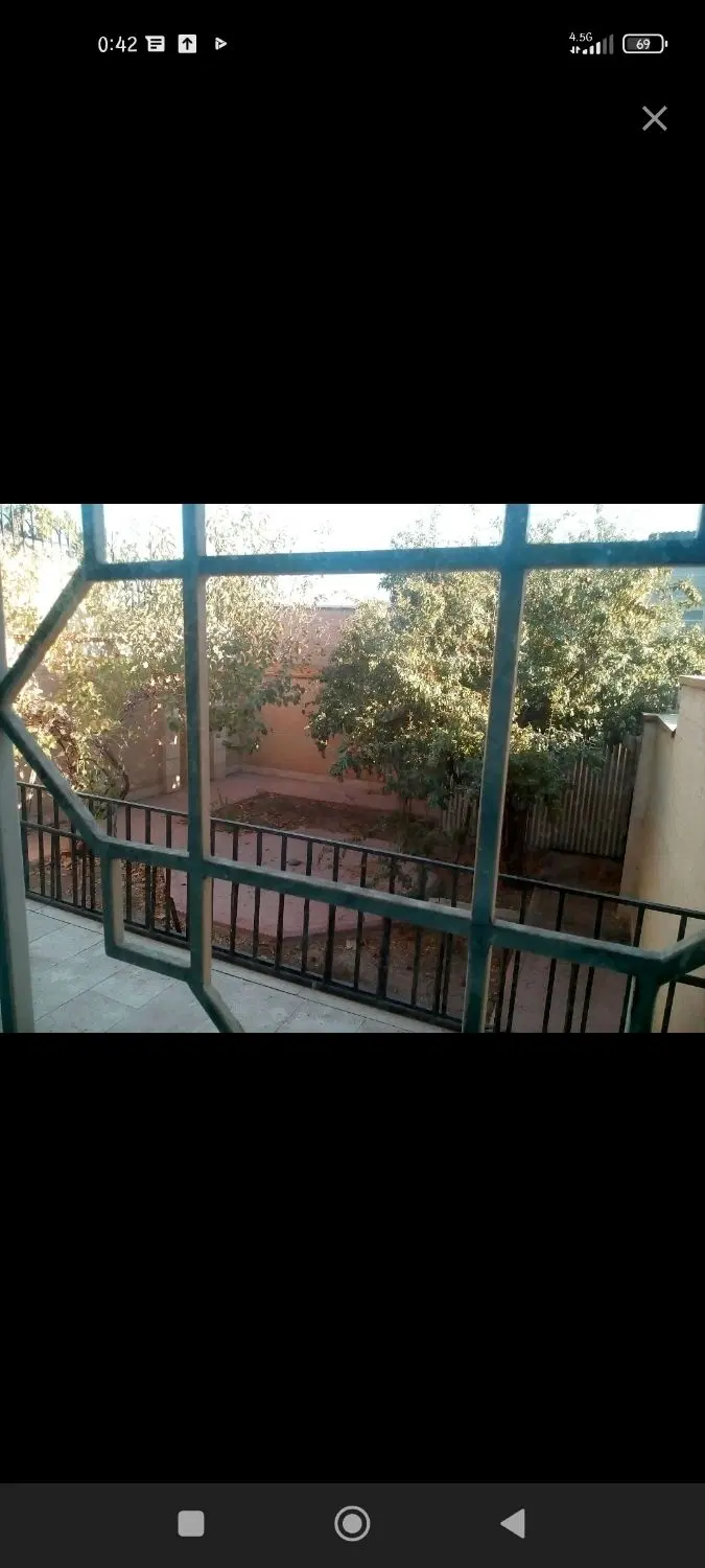 ویلایی ۲۰۰ متری جنوبی خیابان اسمان