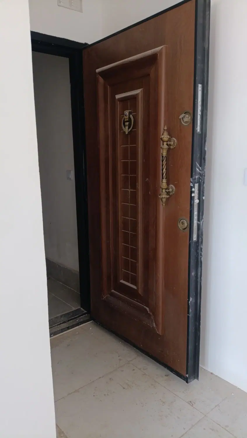 فروش واحد مسکونی آپارتمان