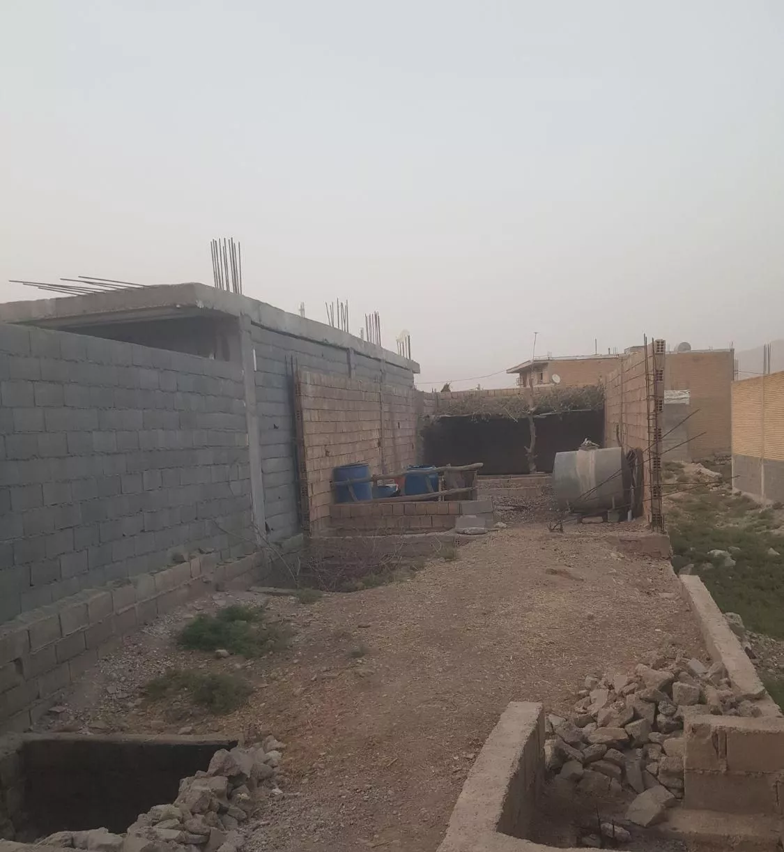 فروش خانه نیمه کاره۱۲۰متری