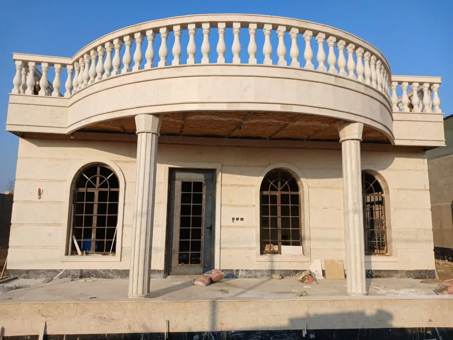 باغ زیبا در ابارش