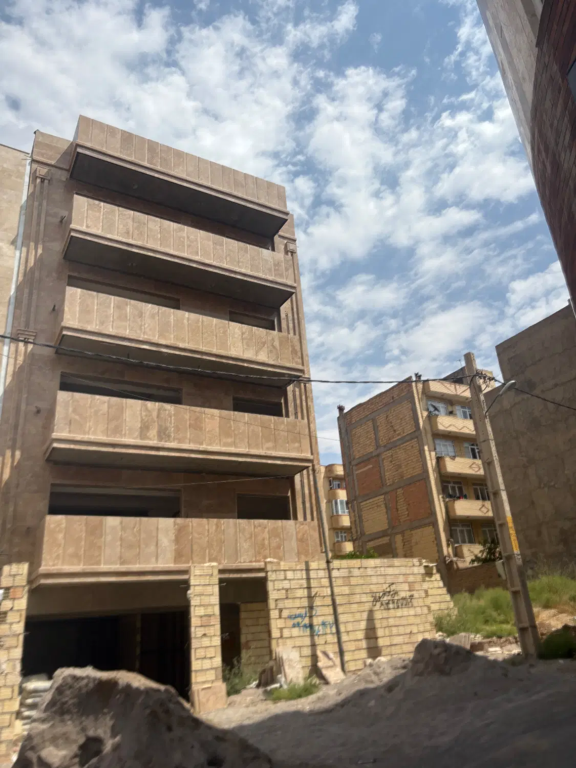 آپارتمان ۱۷۰ متر دوبلکس