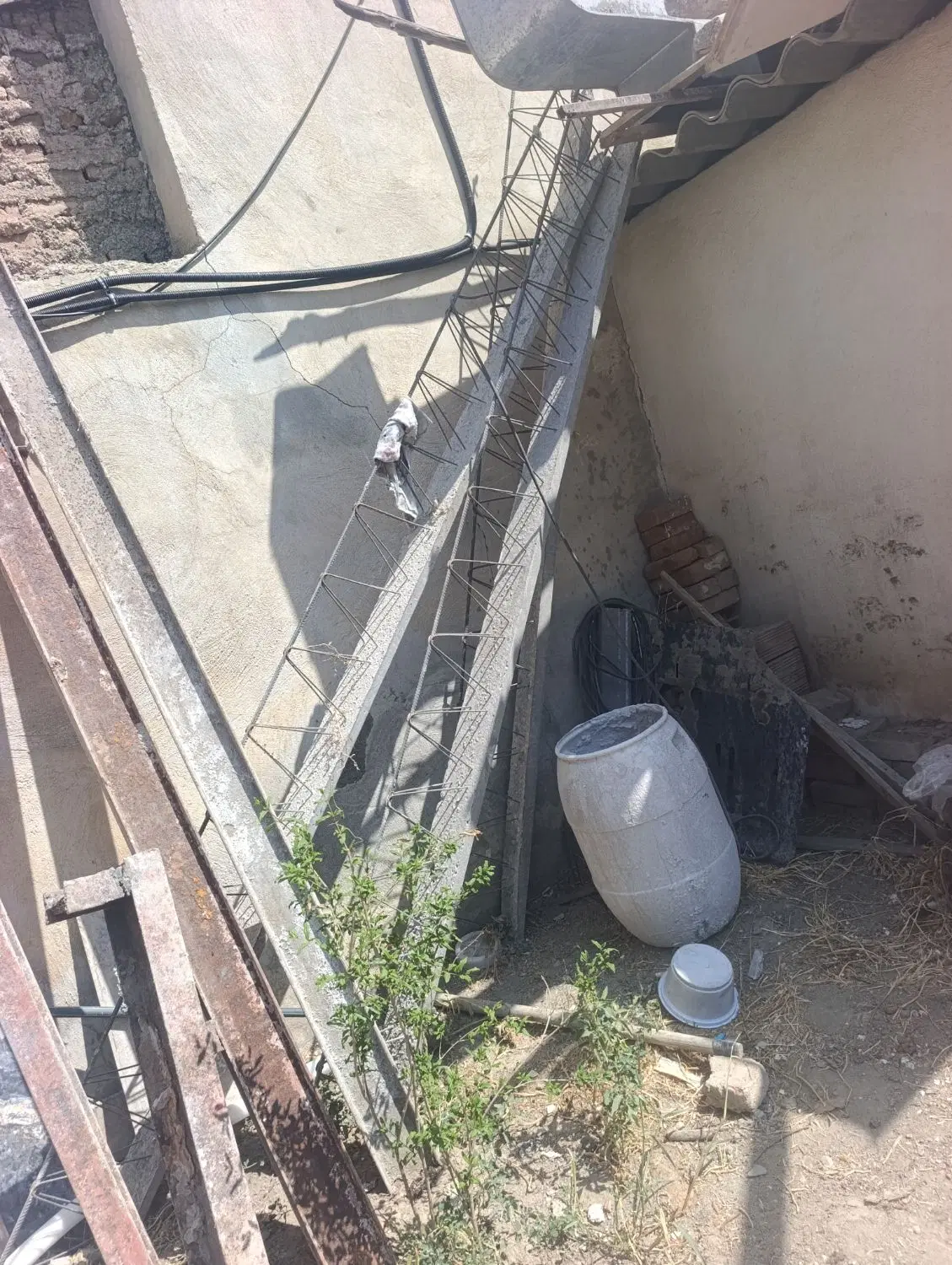 اجاره زمین کشاورزی در جاده مهابادبغل کارخانه قند