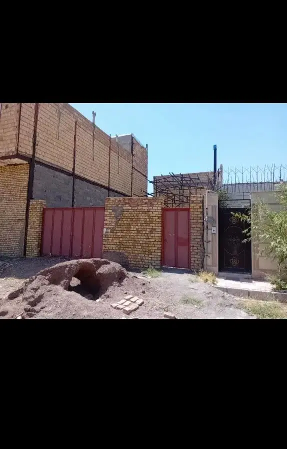 زمین مسکونی چهار دیواری ،شهرک خورشید