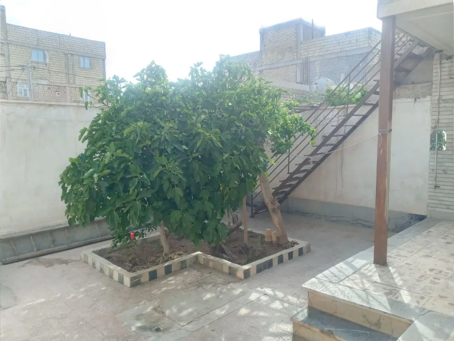 خانه ویلایی درشاهین شهر ،گزوبرخوار