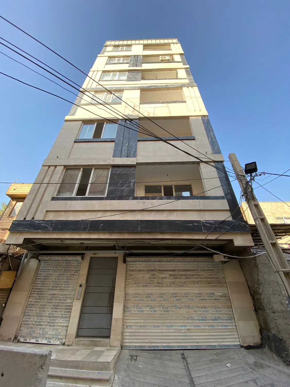 اپارتمان مرتضی گرد