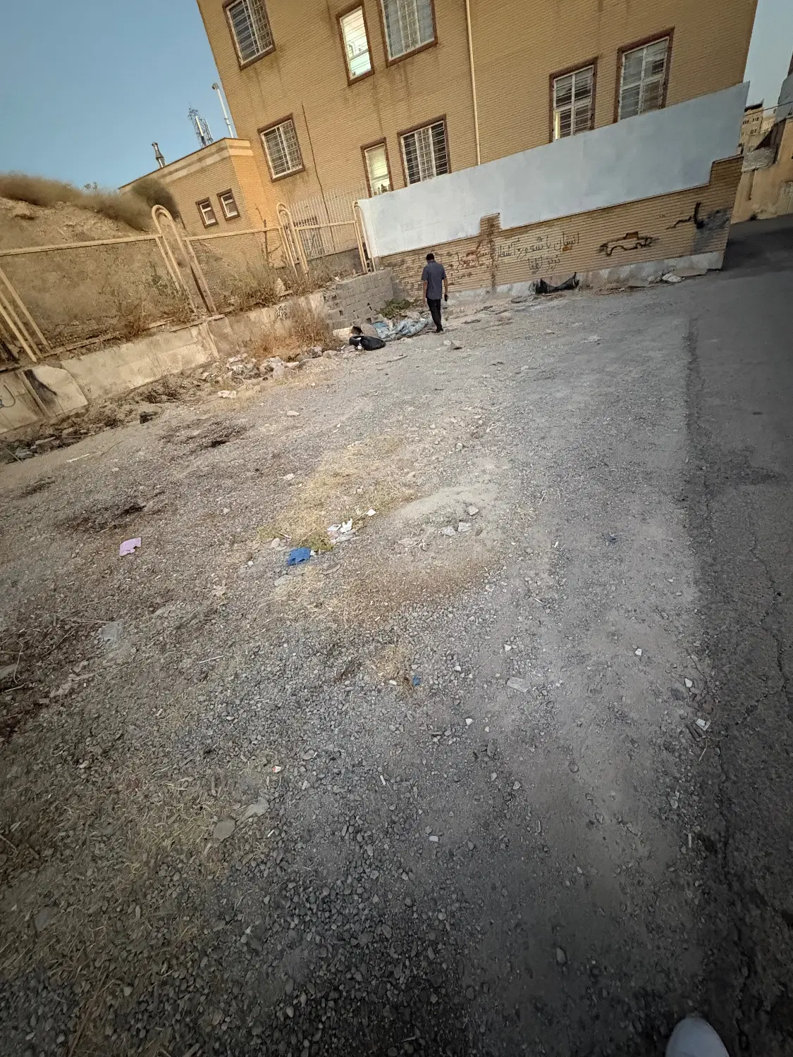 زمین مسکونی ۱۲۱ متر جانبازان