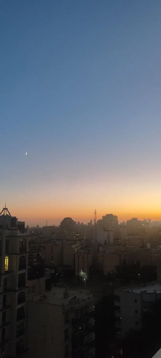 ۹۰ متر مغازه دونبش با ملکیت و سرقفلی