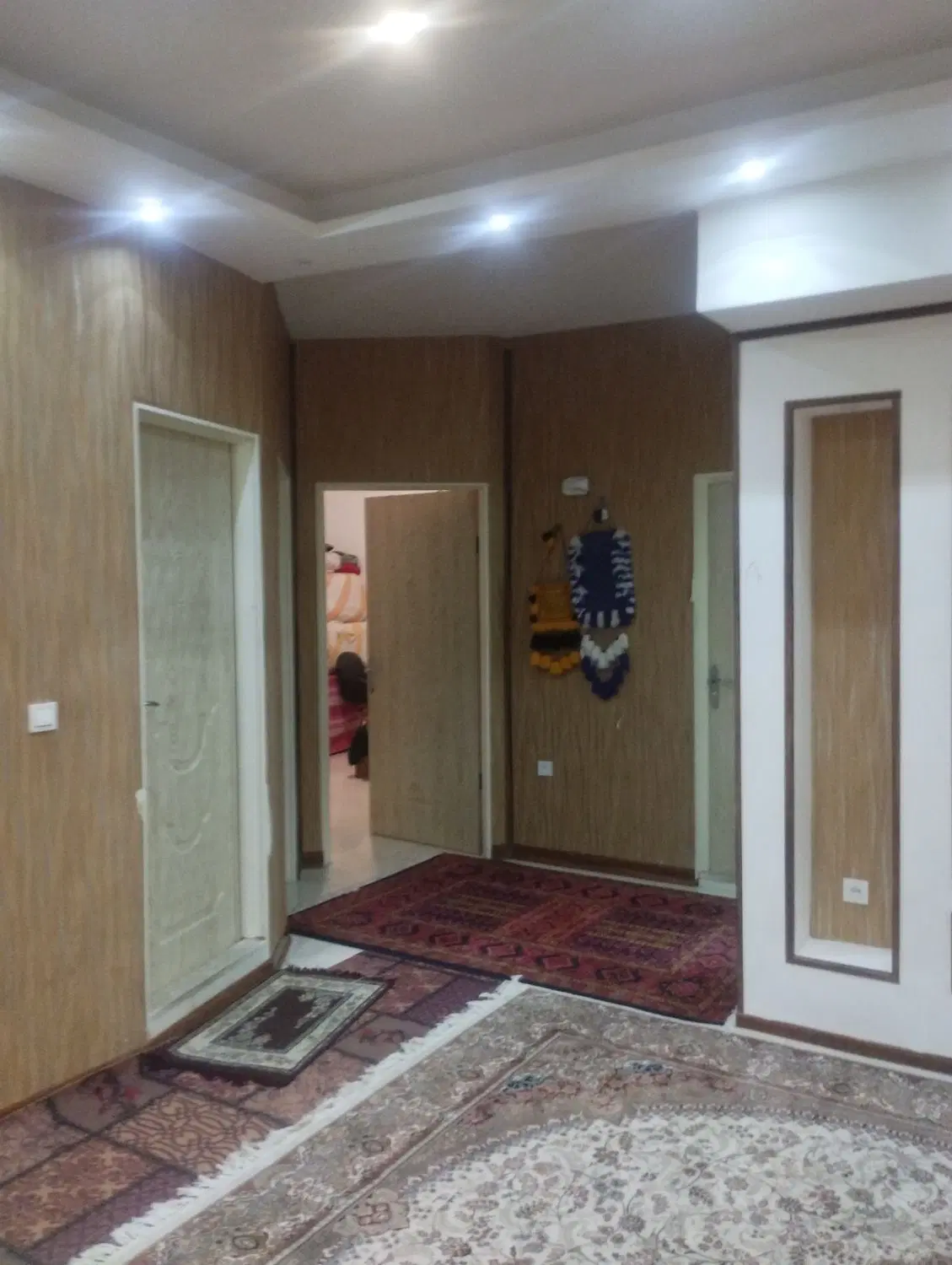فروش ساختمان دو طبقه در گویا