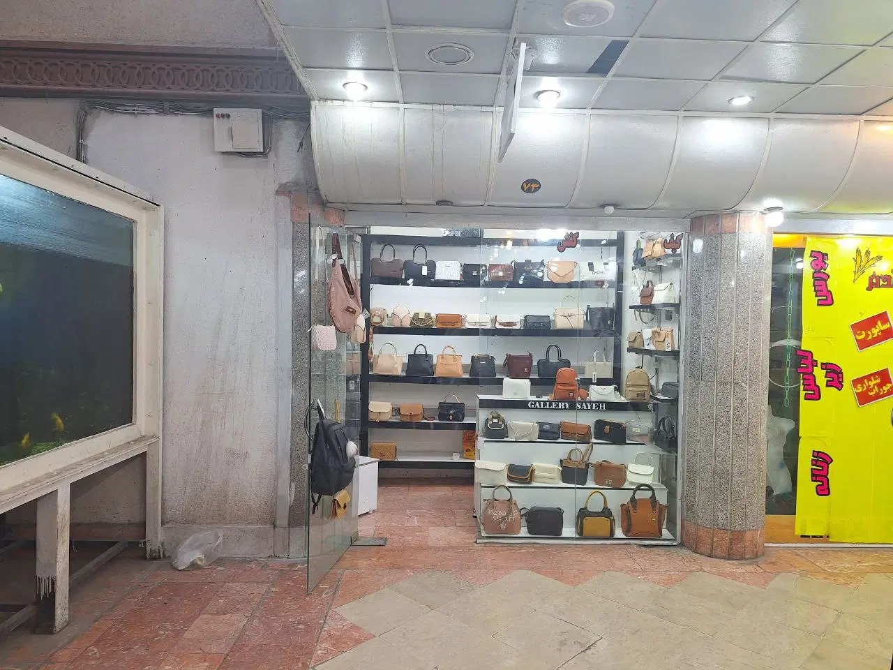 فروش یک باب مغازه واقع در پاساژ تخت جمشید