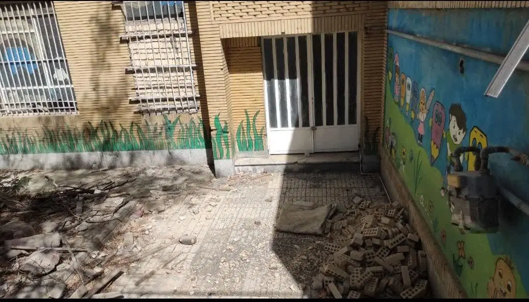 ملک دو طبقه ۱۶۰ متری