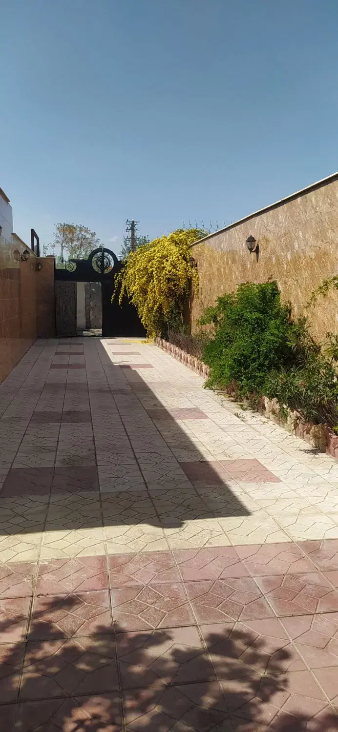 ویلا باغ در شهریار 950 متر
