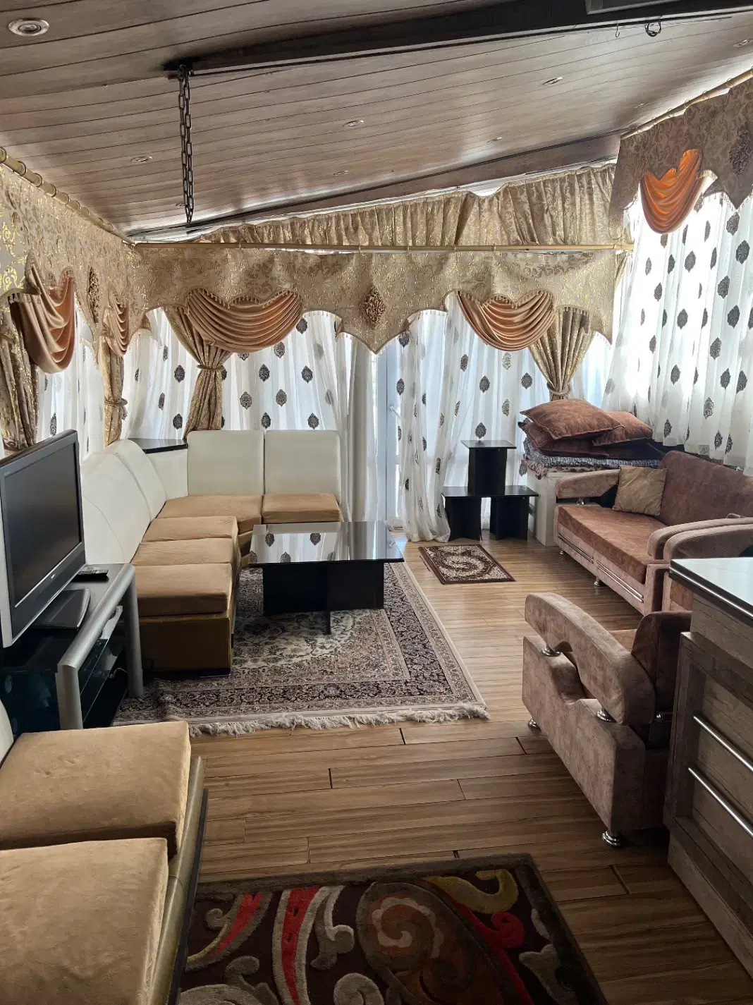 اجاره سوییت شیک مبله - ساعتی و روزانه