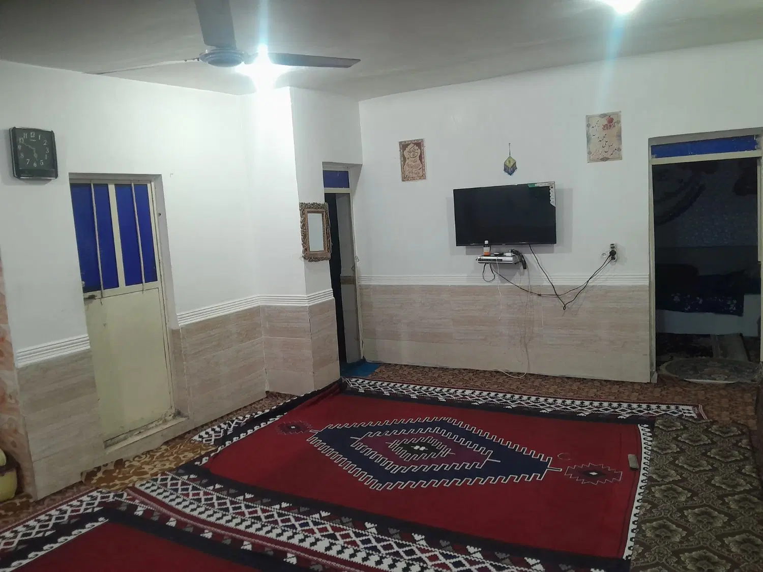 منزل ۲۱۰ خ ابان