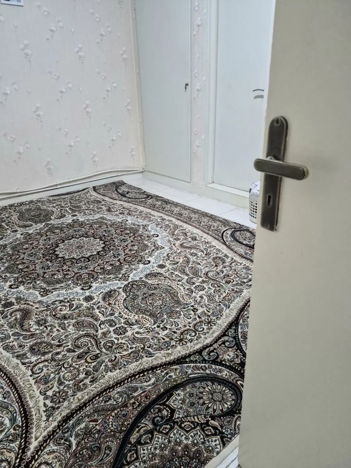 اجاره واحد 63متری _ روبنما _ ابریشم