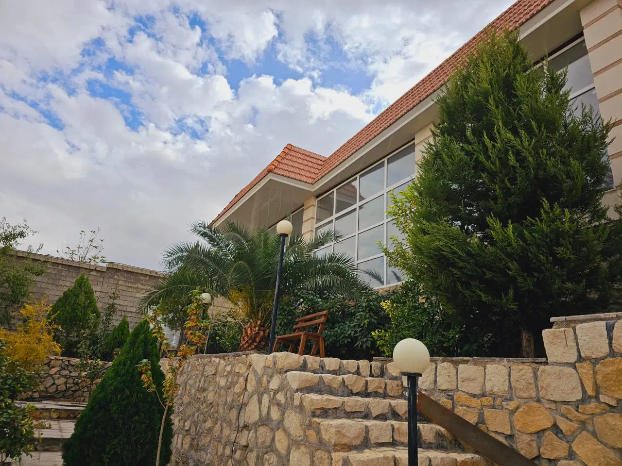واحد دو خوابه ۱۰۴ متر