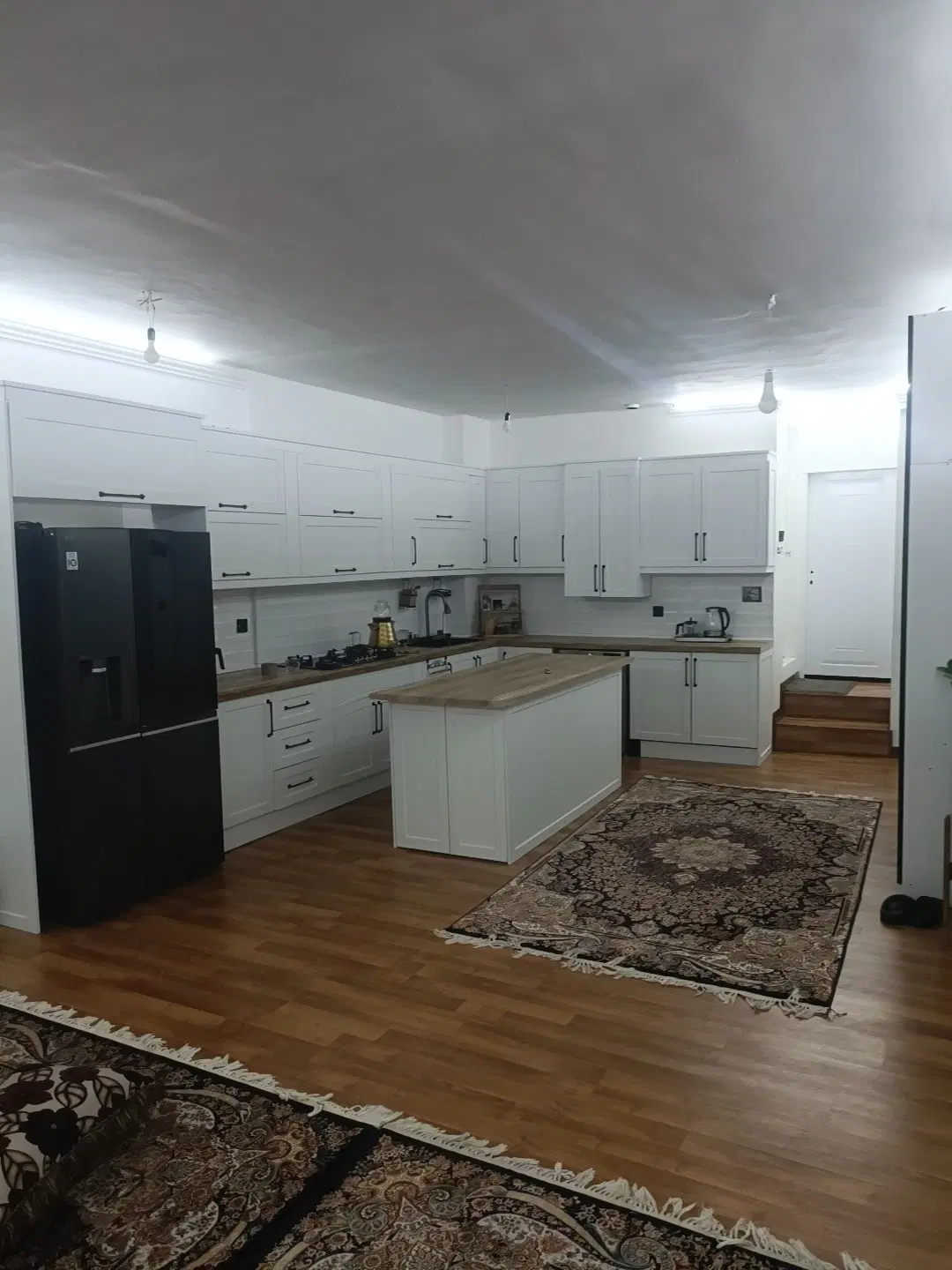 فروش آپارتمان حیاط اختصاصی