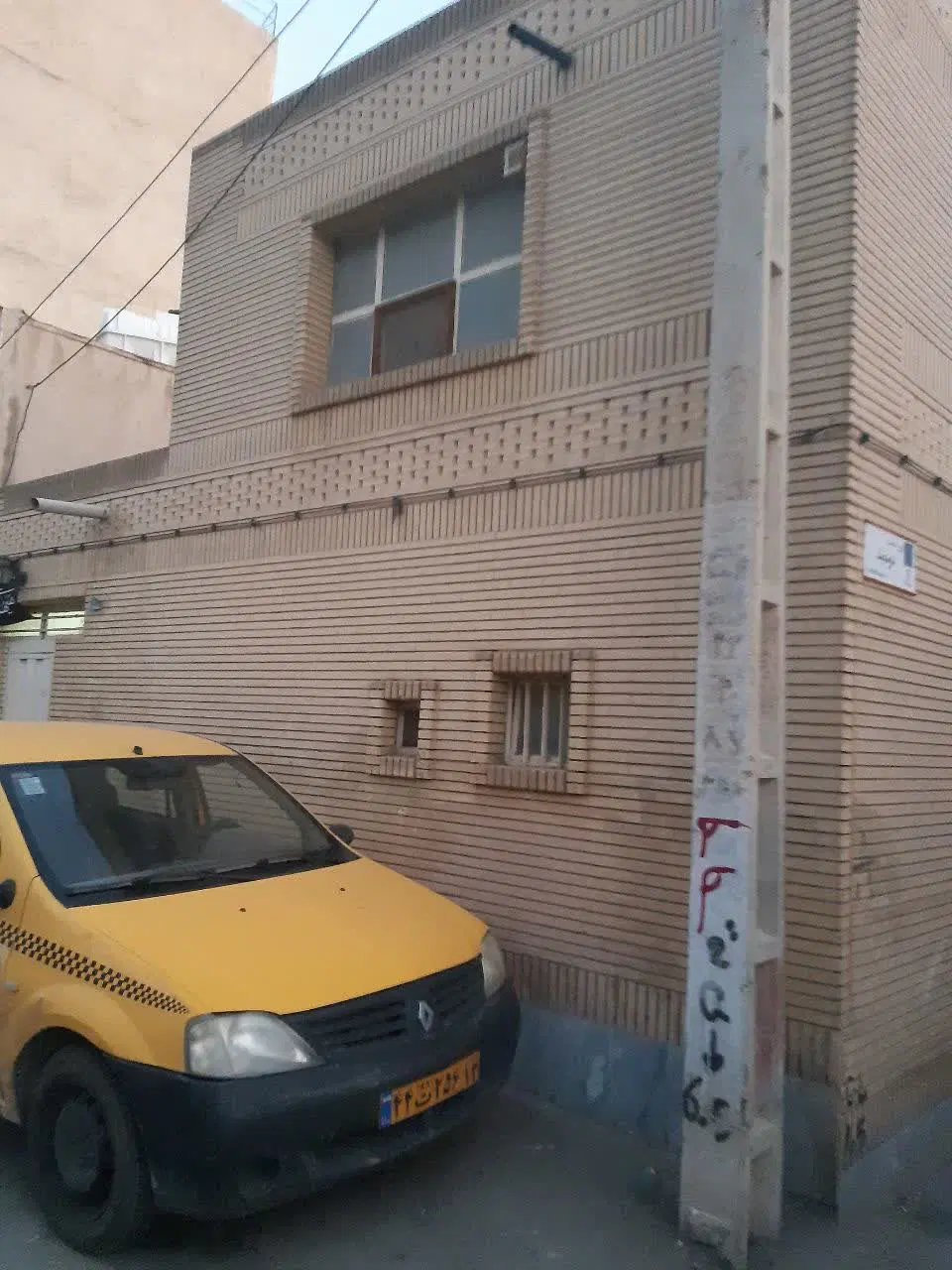 منزل ویلایی ۱۲۰ متر چهاراه بنایی