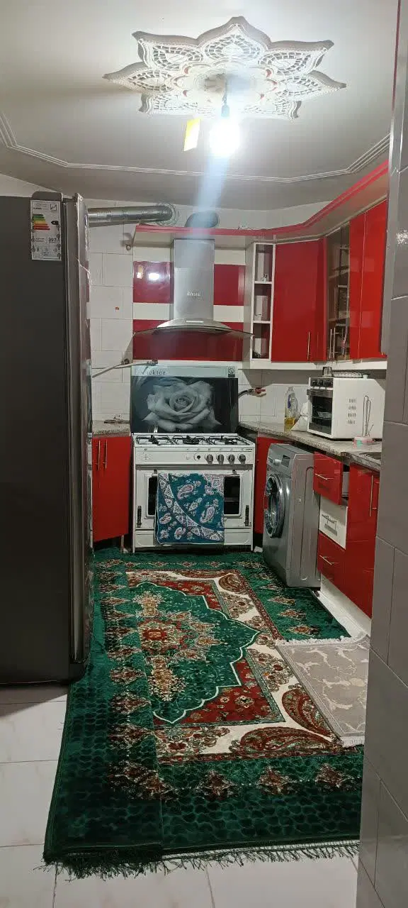 آپارتمان دوخوابه  بنفشه زرقان