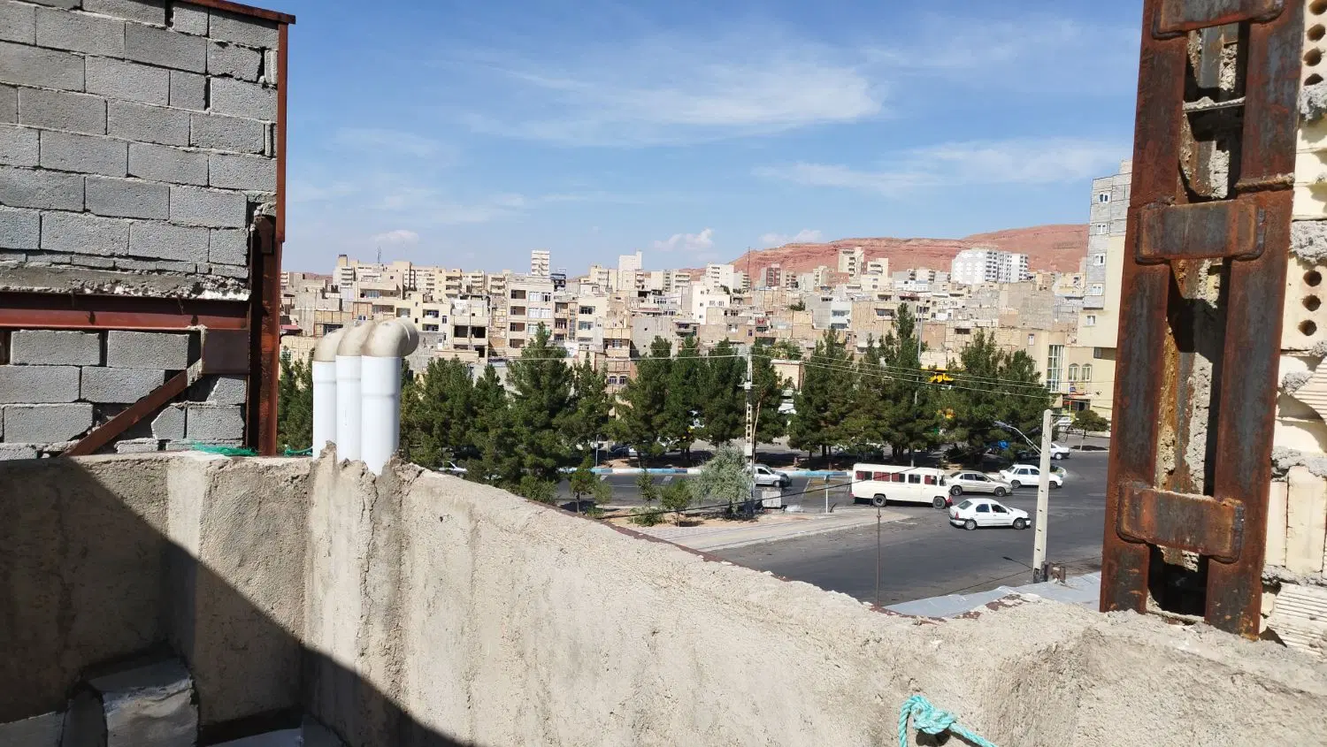 آپارتمان شخصی سازطبقه۲ میدان انقلاب کوثرشرقی
