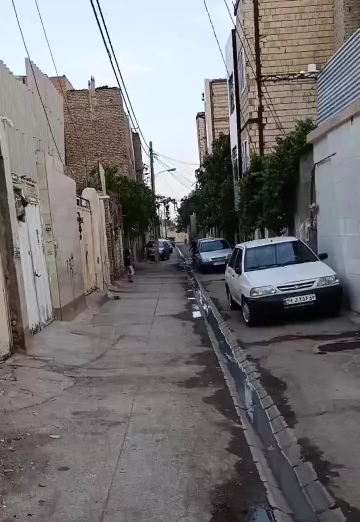 ویلایی ماشین رو