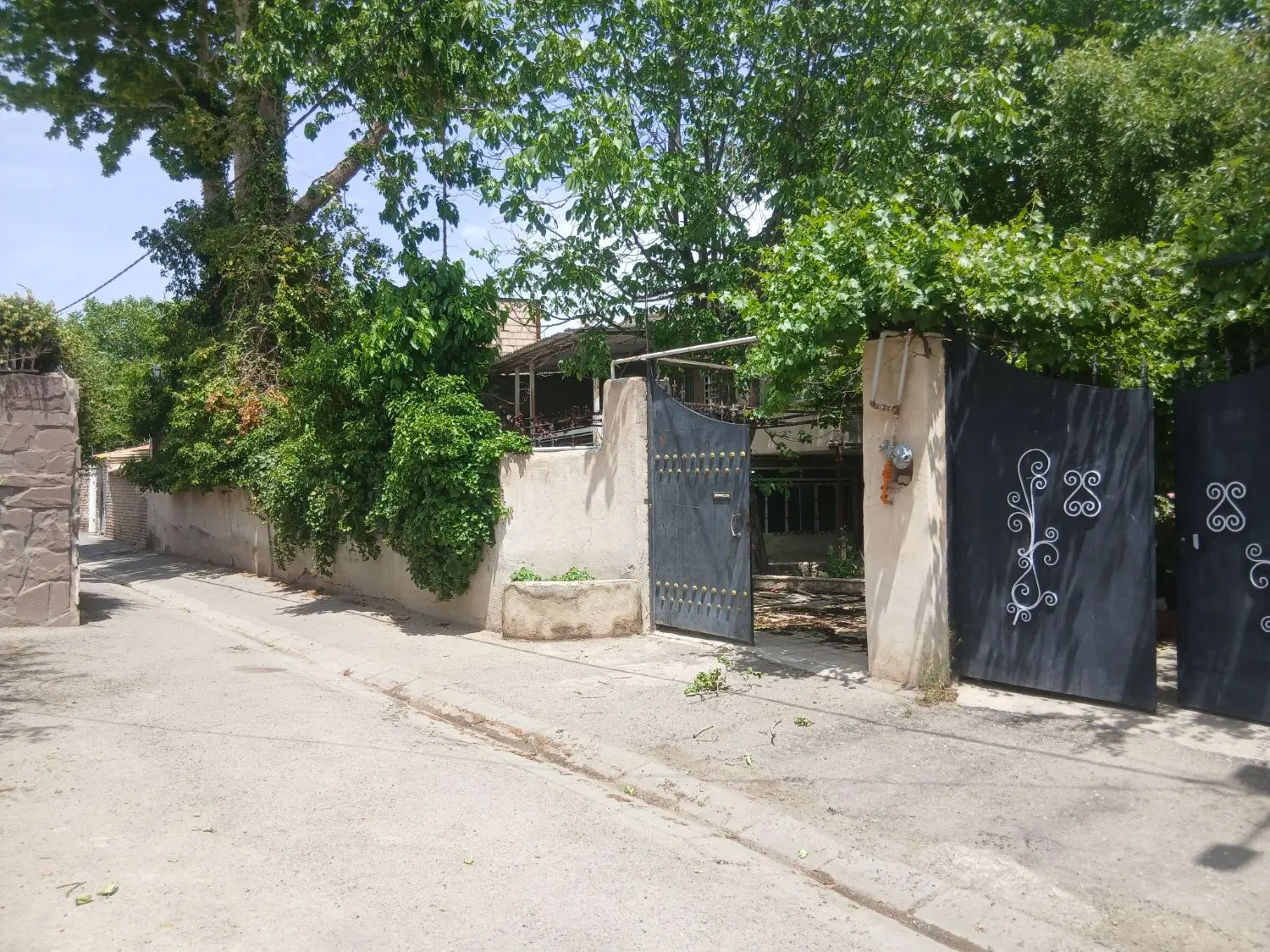 خانه ویلایی ۳۵۰ متری