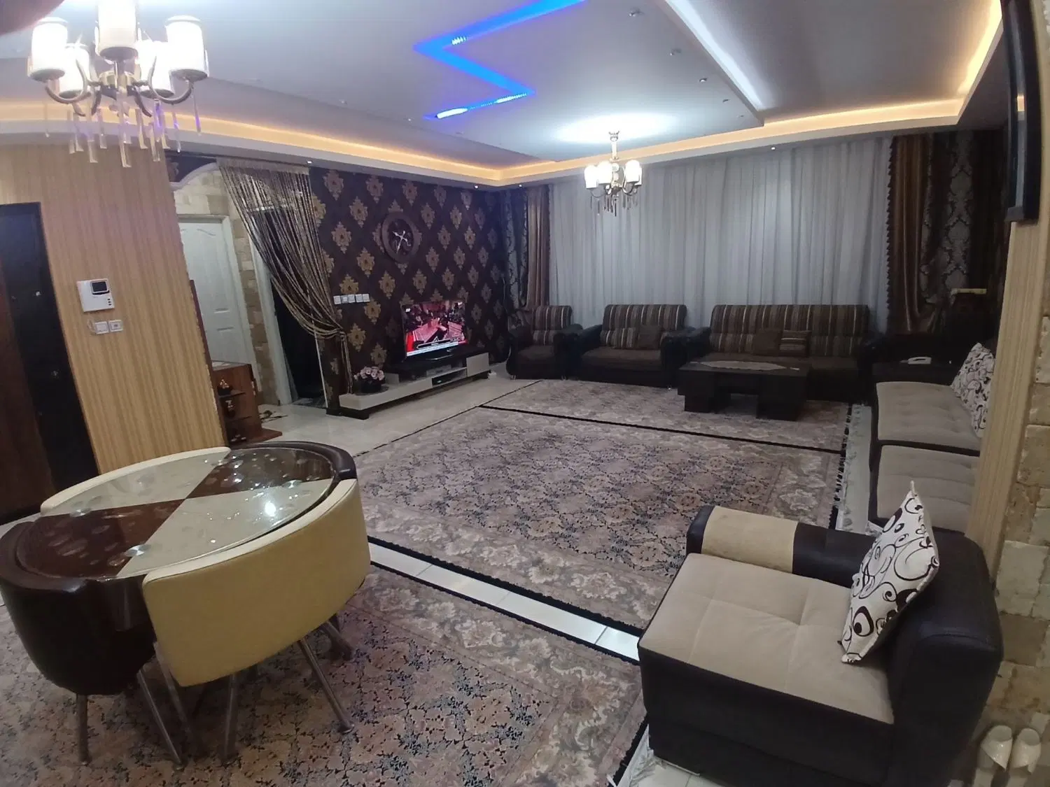 آپارتمان ۱۱۸ متری جنوبی غربی لوکس