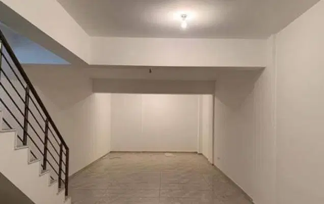 اجاره مغازه.طبقه ی پایین(زیرزمین)