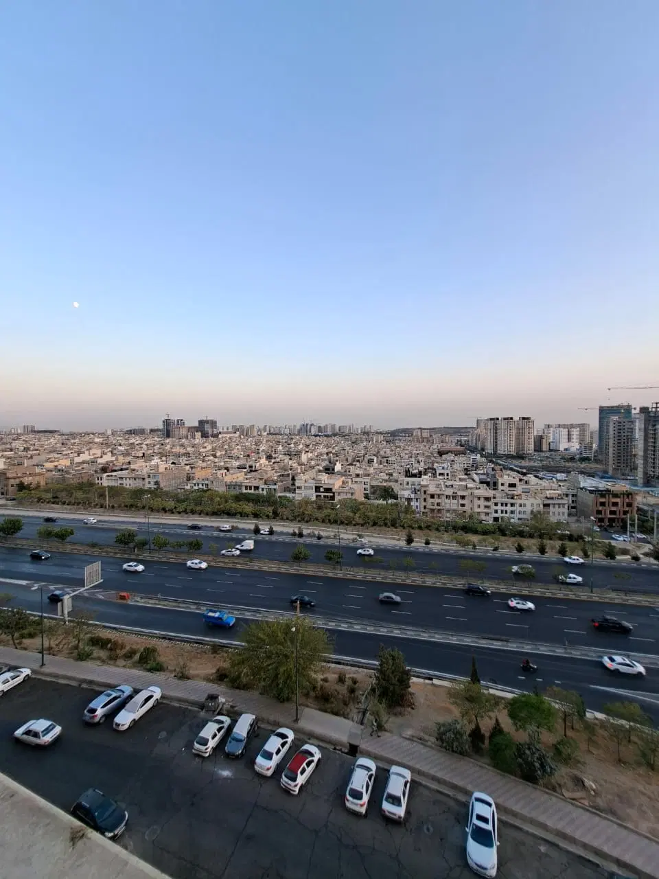 آپارتمان ۷۸ متری دید جنوب بدون مشرف دریاچه