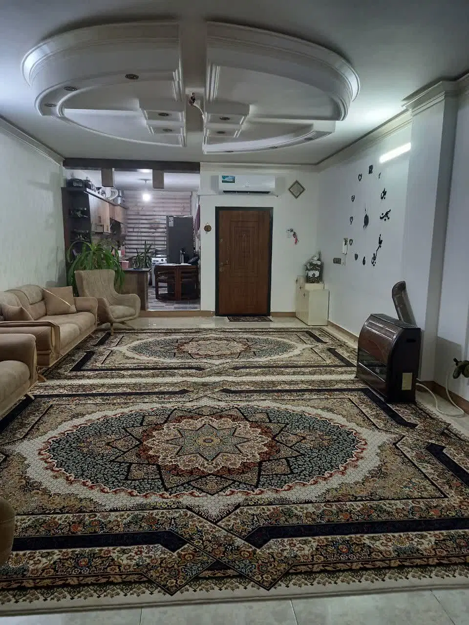 اپارتمان ۱۰۰ متری