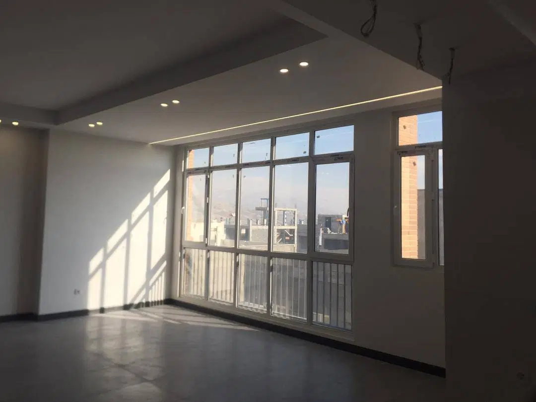 90 متر اداری تاپ لوکیشن رشید تهرانپارس