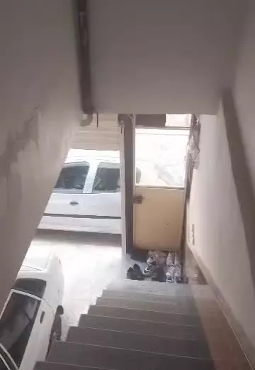 فروش دو واحد 100متری طبقه بالا