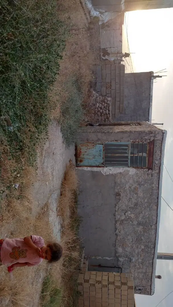 زمین چهاربیشه علیا