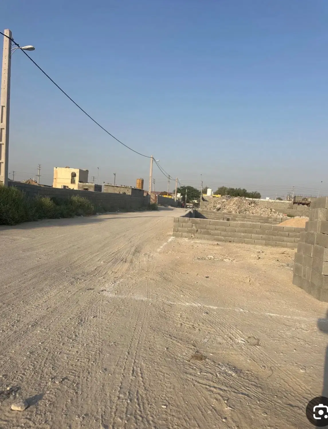زمین تنگک ۳