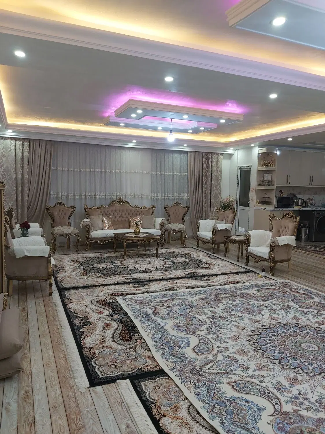 واحد مسکونی ۱۲۰متری تک واحدی دو نبش