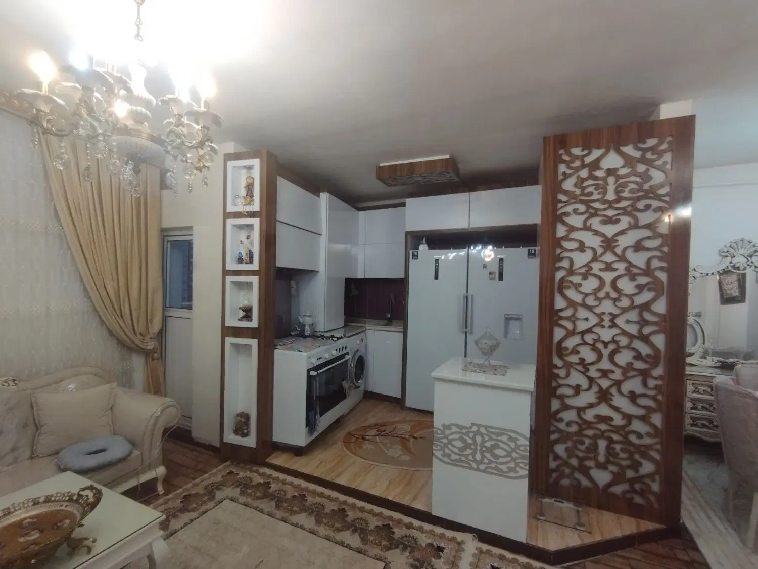 آپارتمان عباسی