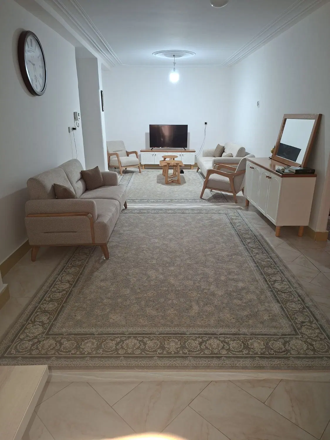 آپارتمان ۲۲بهمن