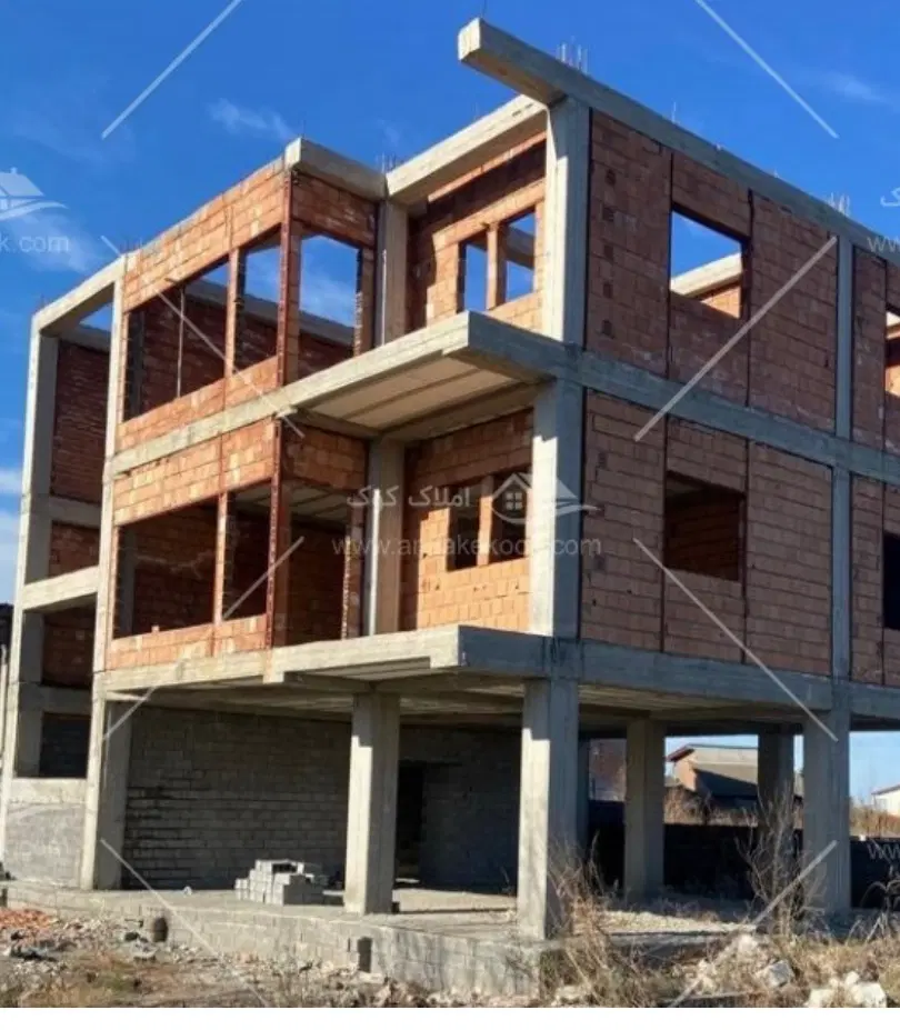 خونه نیمه سازاکرمیه ۱۷۰متری
