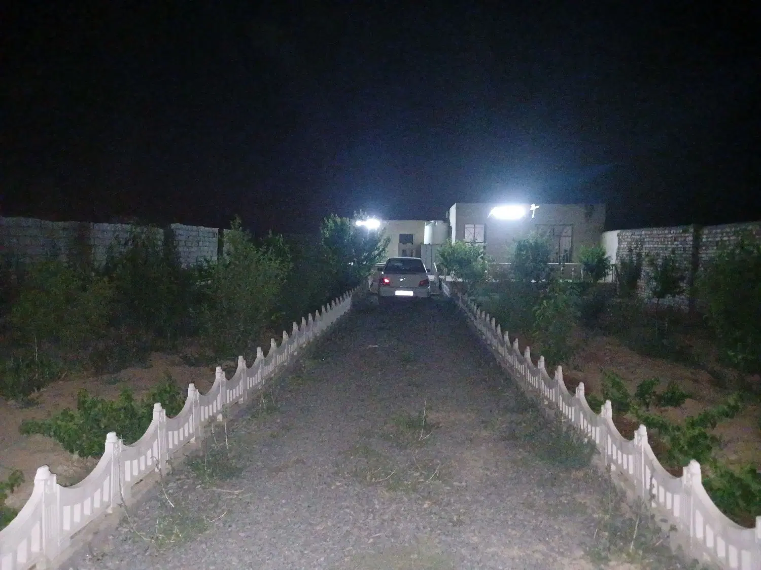 باغ ۵۰۰ متری