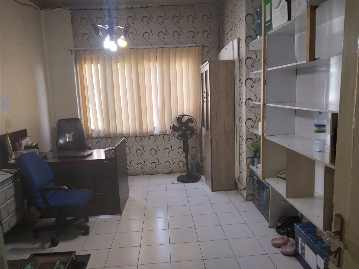 یک اتاق ۲۰ متری از واحد ۱۸۰ متری