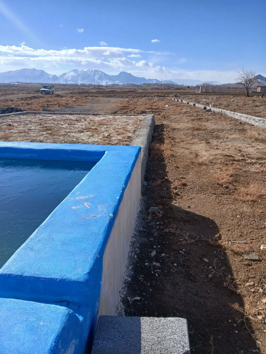 زمین ۱۰۰۰ متری
