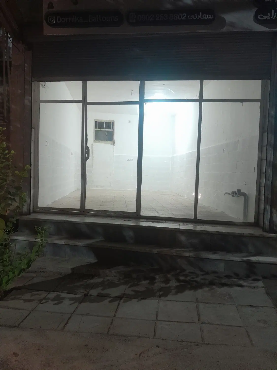 مغازه ۴۰متری تجاری   در برقی کف و بدنه سنگ.