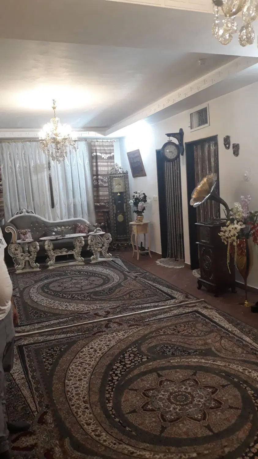 خونه آپارتمان ۸۱ متری فروشی