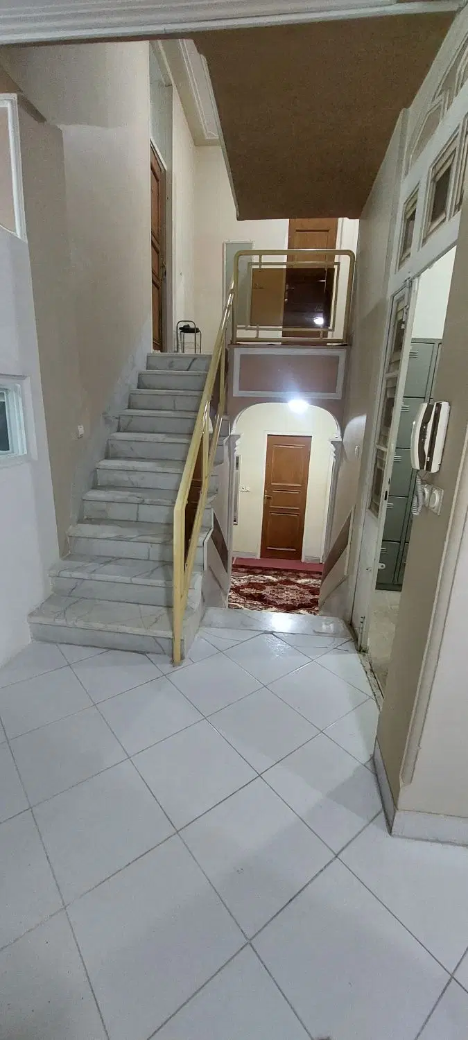 خوابگاه دخترانه دانشگاه آزاد صدرا پردیس