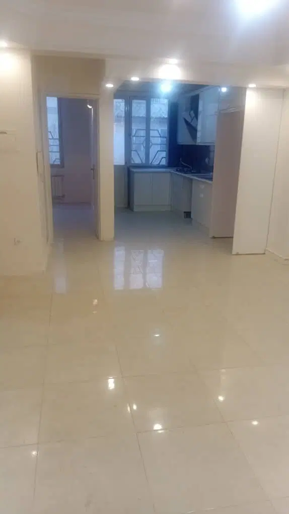۶۸متر ۲خواب بازسازی ۲پارکینگ