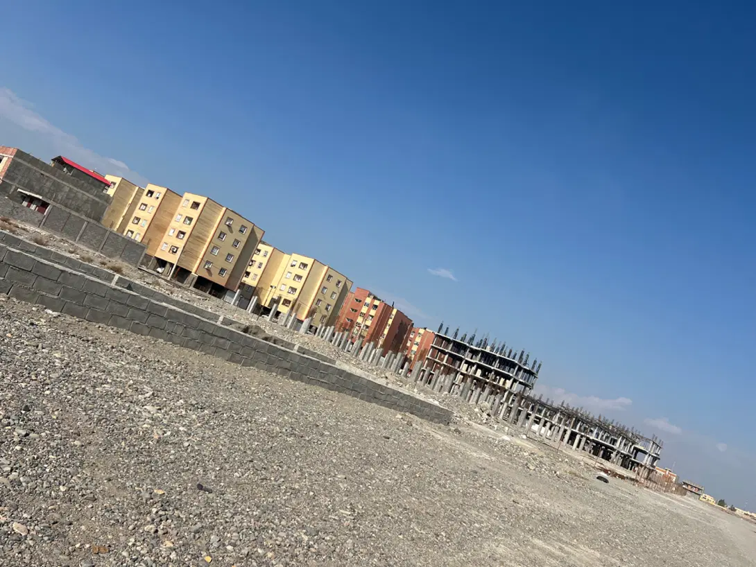 زمین ۱۲ قصب شهرک طبیعت بر خیابان